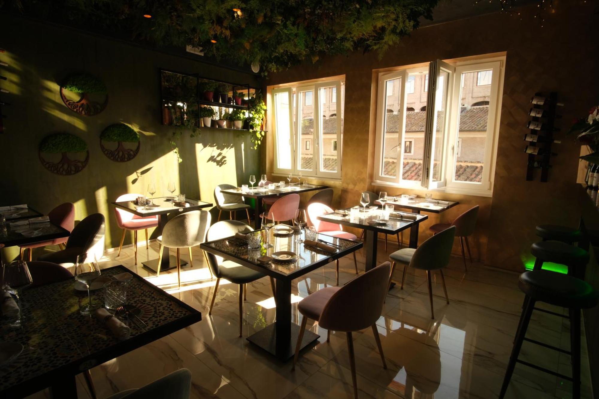 Caravita 5* Rome